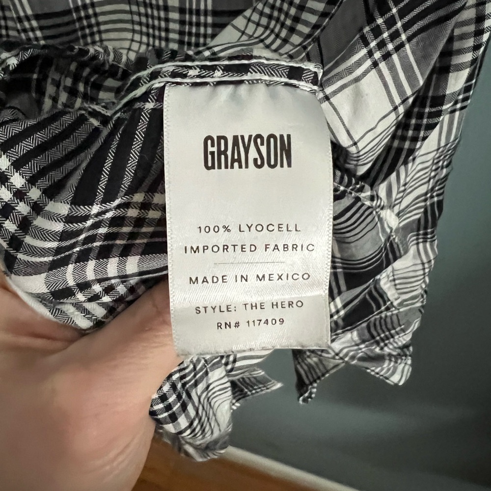 Grayson The Hero Buttondown, Sz Small - image 3
